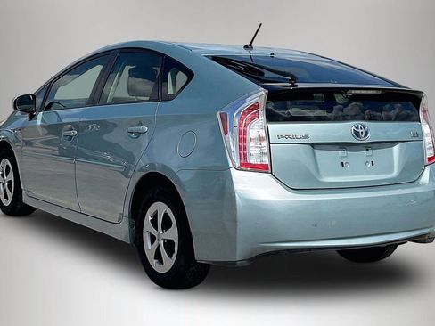 Used 2012 Toyota Prius Two FWD image 4