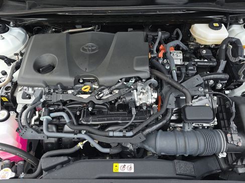 Used 2025 Toyota Camry LE FWD image 36