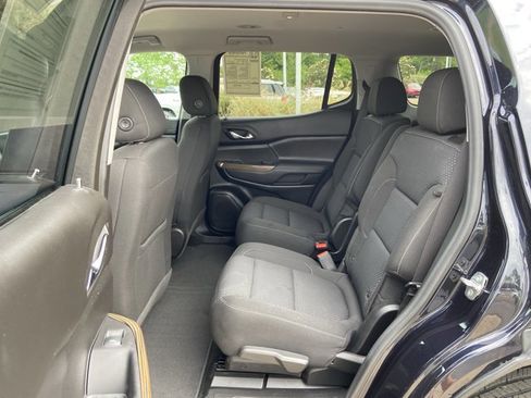 Used 2022 GMC Acadia SLE w/ Elevation Edition FWD image 49