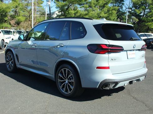 New 2026 BMW X5 xDrive50e w/ M Sport Package AWD/4WD image 5