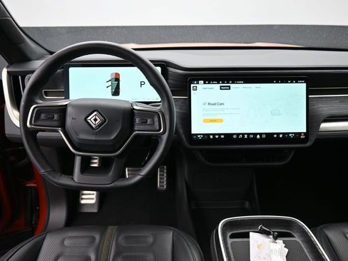 Used 2024 Rivian R1S Adventure AWD/4WD image 11