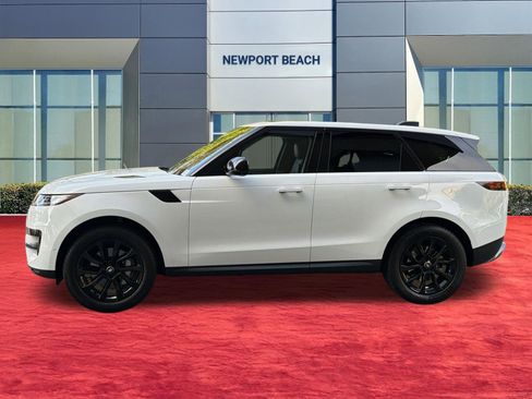Used 2024 Land Rover Range Rover Sport SE AWD/4WD image 2