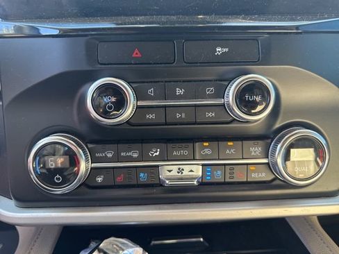 Certified 2022 Ford Expedition XLT image 20