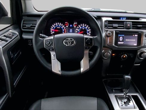 Used 2019 Toyota 4Runner SR5 Premium RWD image 6