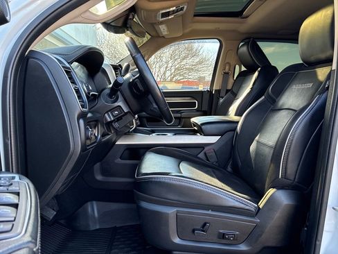 Used 2020 RAM 2500 Laramie image 10