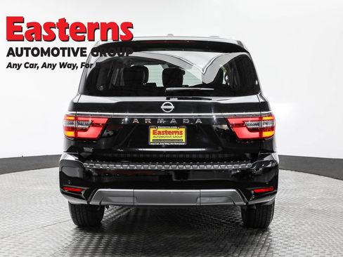 Used 2024 Nissan Armada SV image 6