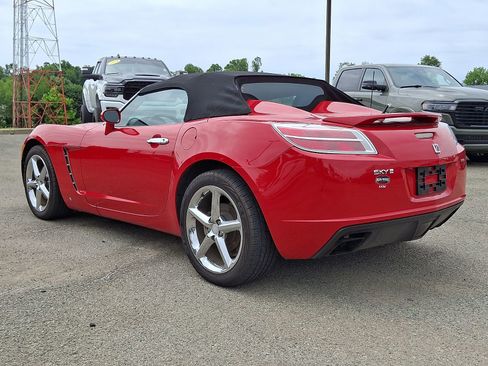 Used 2008 Saturn Sky Red Line RWD image 5