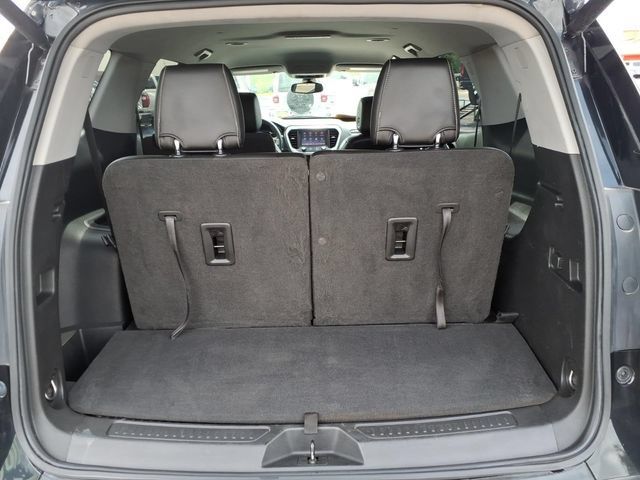 Used 2021 GMC Acadia SLT w/ Technology Package FWD image 12