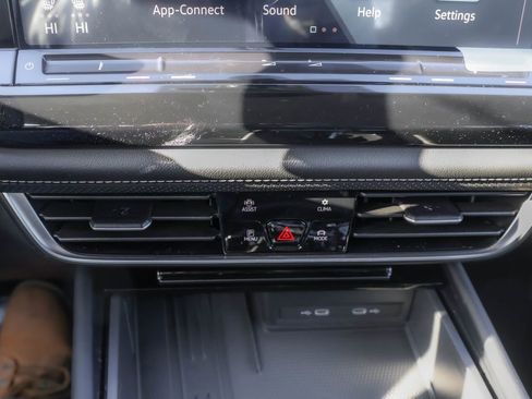 New 2026 Volkswagen Atlas SE image 27