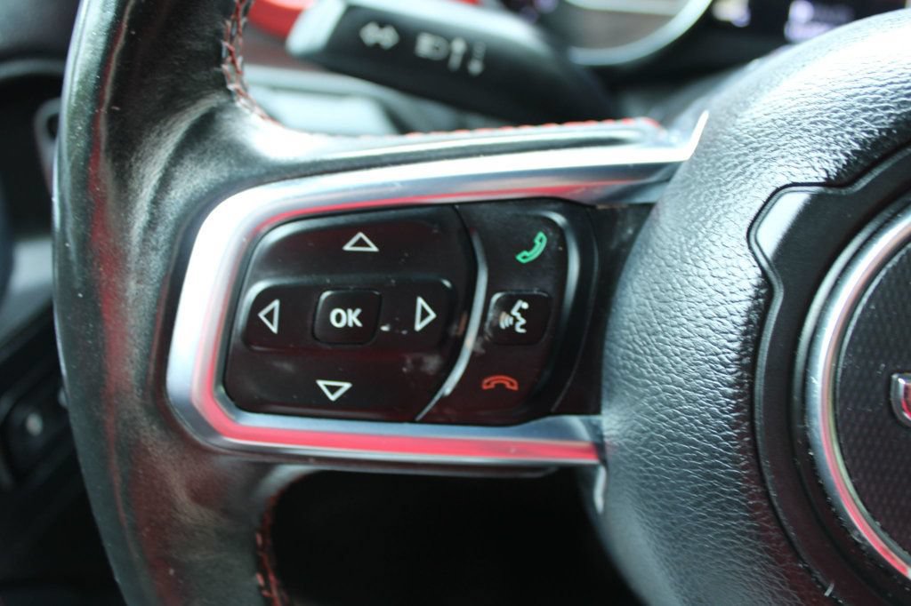 Used 2018 Jeep Wrangler Unlimited Rubicon AWD/4WD image 25