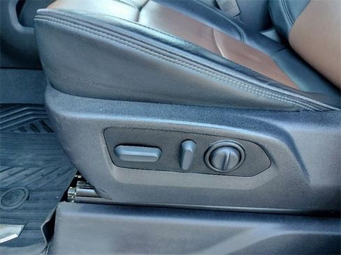 Used 2022 Chevrolet Silverado 1500 High Country w/ Safety Package II image 26