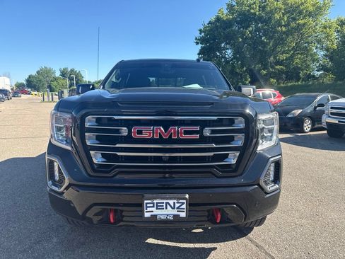 Used 2020 GMC Sierra 1500 AT4 w/ AT4 Premium Package AWD/4WD image 2