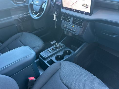 New 2025 Ford Maverick XL image 15