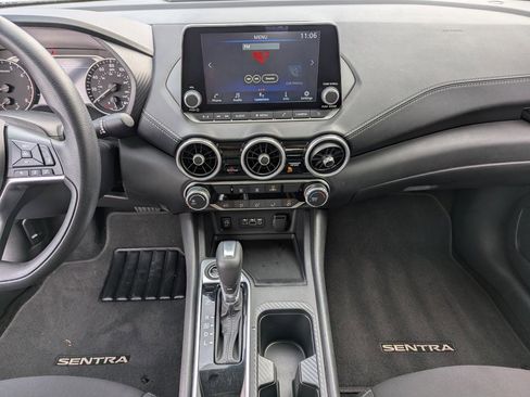 Used 2024 Nissan Sentra SV image 17