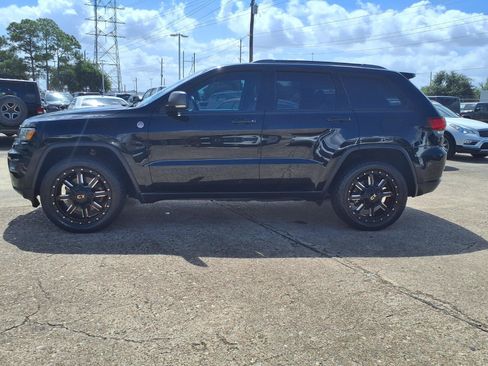 Used 2018 Jeep Grand Cherokee Trailhawk AWD/4WD image 27