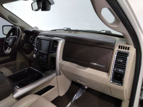 Used 2017 RAM 1500 Laramie w/ Convenience Group image 42