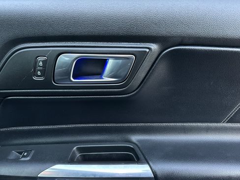 Used 2021 Ford Mustang Premium image 17