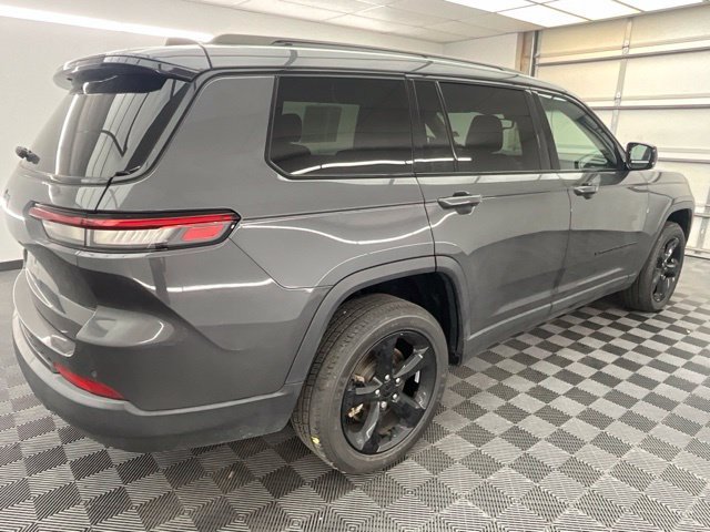 Used 2023 Jeep Grand Cherokee L Laredo AWD/4WD image 24
