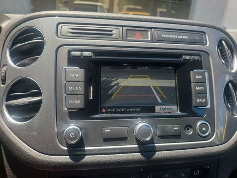 Used 2015 Volkswagen Tiguan R-Line image 28