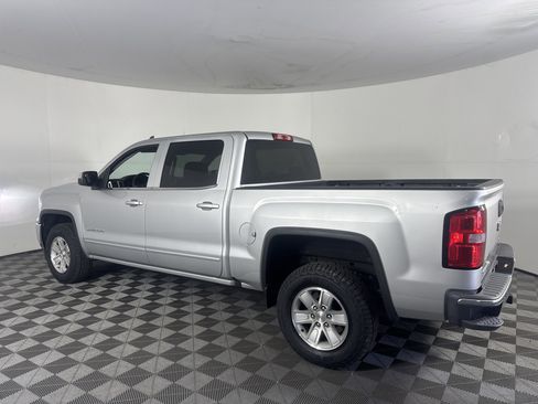 Used 2017 GMC Sierra 1500 SLE w/ SLE Value Package image 6