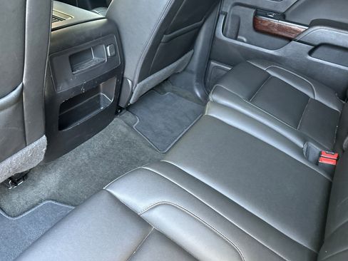 Used 2018 GMC Sierra 1500 SLT w/ SLT Premium Package image 14