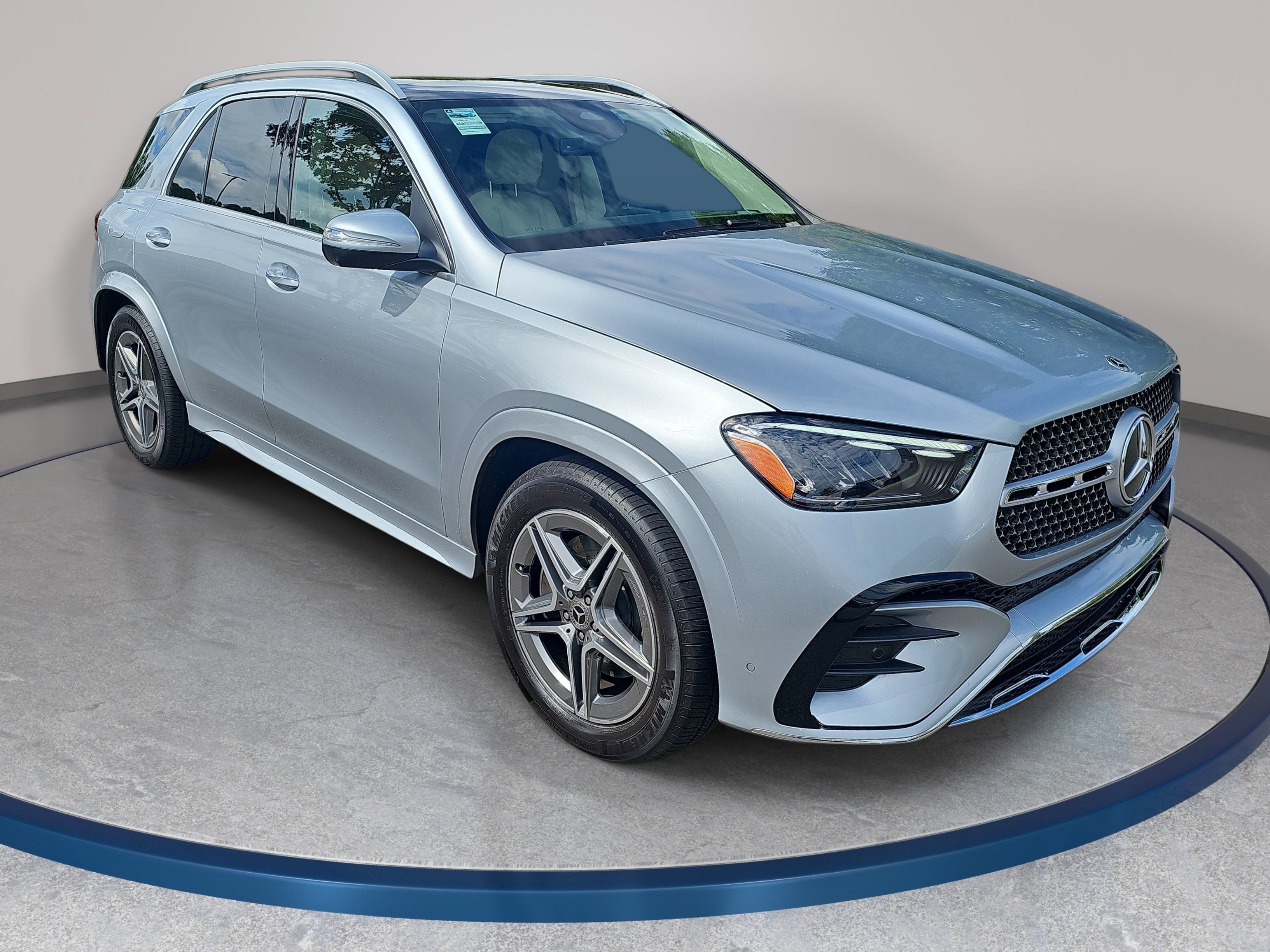 Used 2026 Mercedes-Benz GLE 450 4MATIC image 4