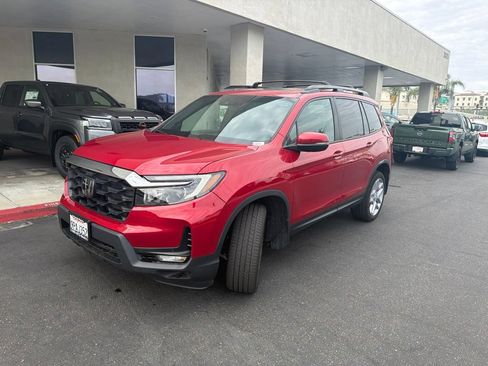 Used 2024 Honda Passport EX-L image 4