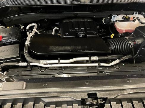 Used 2022 Chevrolet Silverado 1500 Custom image 7