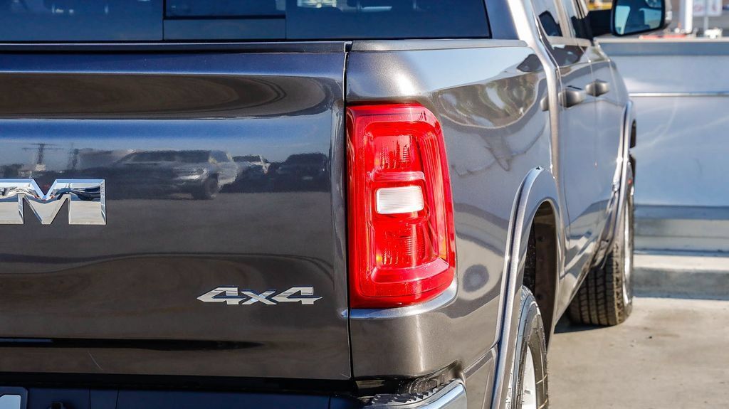 New 2026 RAM 1500 Big Horn AWD/4WD image 10