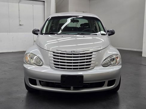 Used 2009 Chrysler PT Cruiser image 5