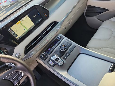 Used 2020 Hyundai Palisade Limited image 41