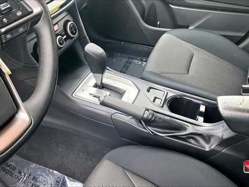 Used 2023 Subaru Crosstrek 2.0i AWD/4WD image 17