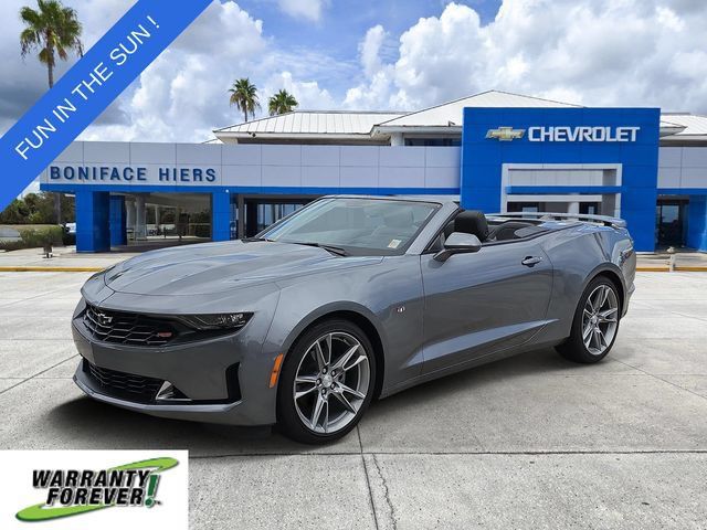 Used 2022 Chevrolet Camaro LT w/ RS Package RWD image 2