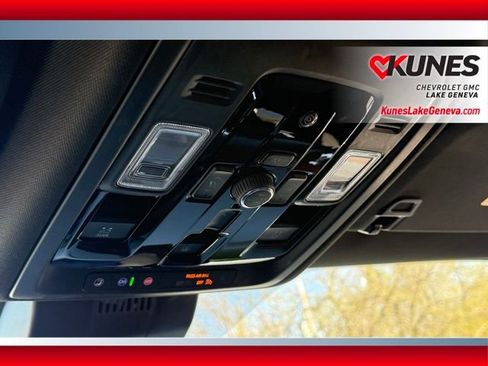 New 2026 GMC Yukon Denali w/ Sun & Power Step Package AWD/4WD image 46