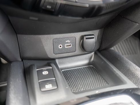 Used 2022 Nissan Rogue Sport SL w/ Premium Package image 33