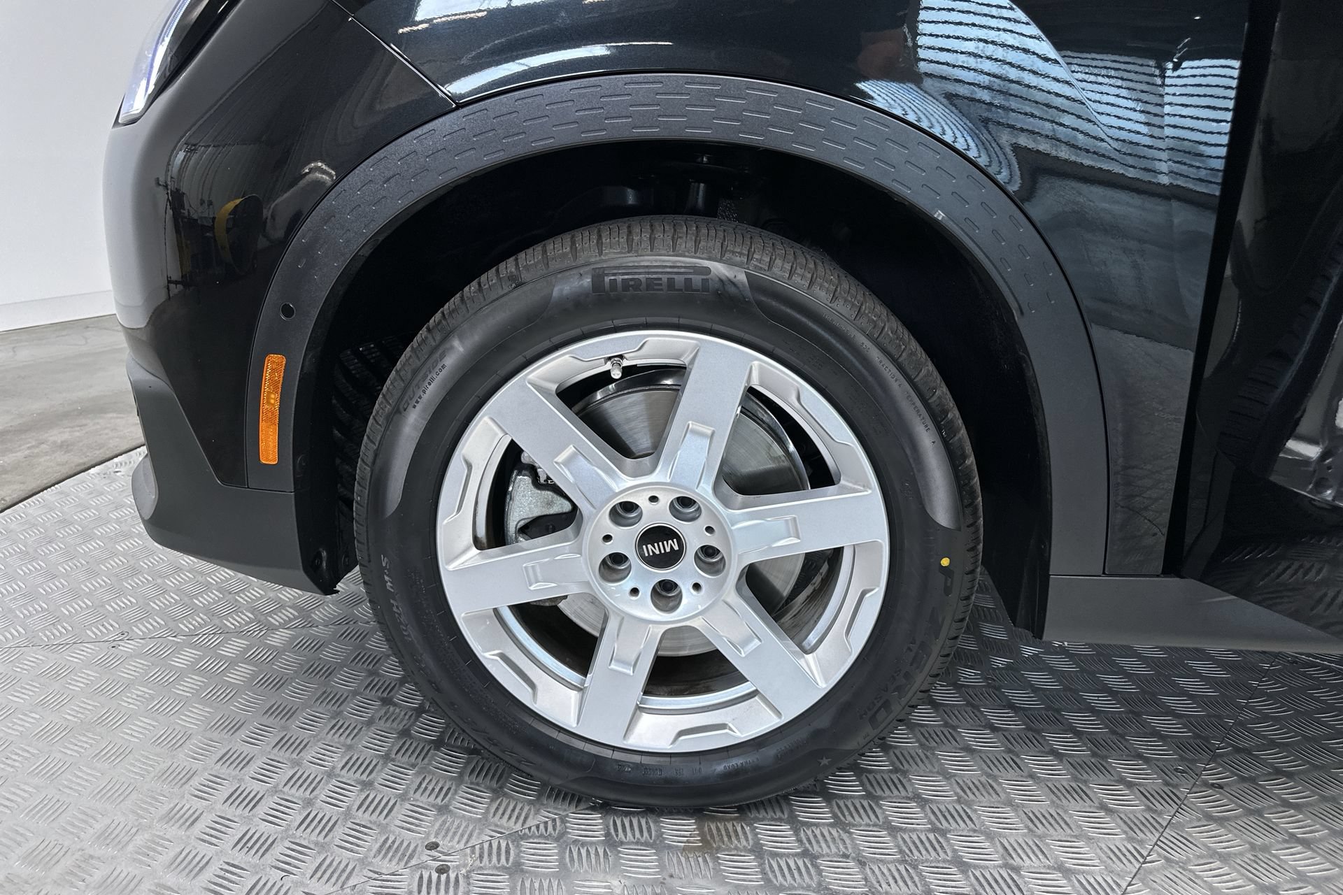 Certified 2025 MINI Cooper Countryman S w/ Comfort Package Max AWD/4WD image 25