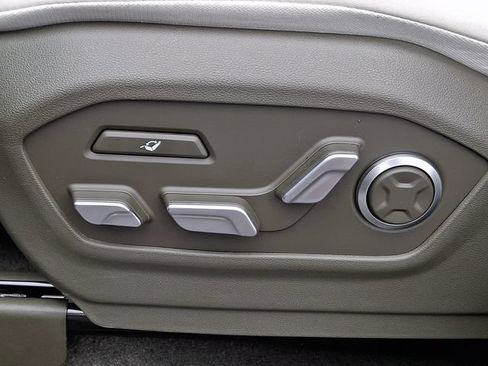 Used 2024 Hyundai Santa Fe Calligraphy AWD/4WD image 30