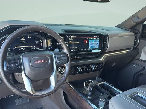 Used 2022 GMC Sierra 1500 SLT w/ SLT Premium Plus Package RWD image 26