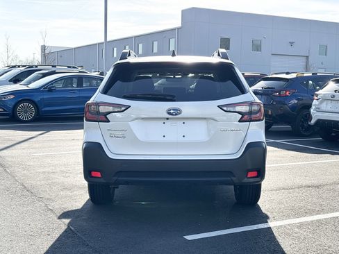 Certified 2025 Subaru Outback Premium image 10