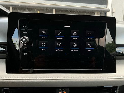 Used 2025 Volkswagen Taos S image 26