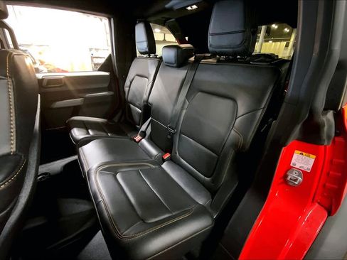 Used 2023 Ford Bronco Badlands image 20