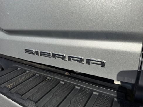 Used 2020 GMC Sierra 2500 Denali w/ Denali Ultimate Package image 16