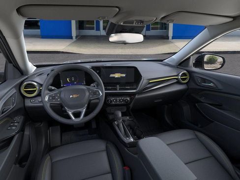 New 2025 Chevrolet Trax ACTIV w/ Driver Confidence Package image 15