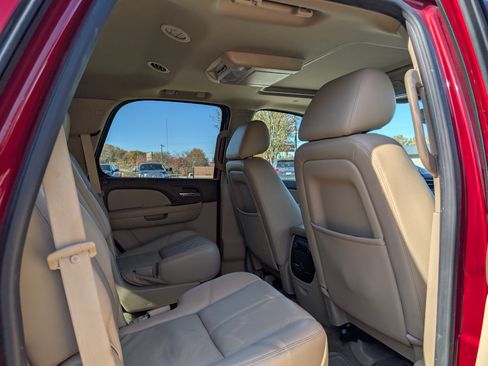 Used 2013 Chevrolet Tahoe LT w/ Texas Edition image 21