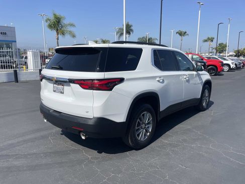 Used 2023 Chevrolet Traverse LT FWD image 6