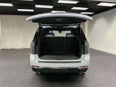 New 2026 Chevrolet Tahoe Premier AWD/4WD image 39