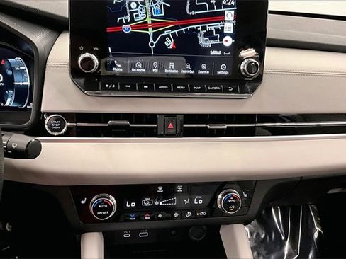 Used 2024 Mitsubishi Outlander SEL image 26