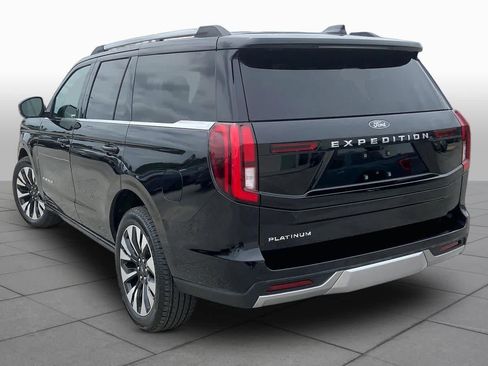 Used 2025 Ford Expedition Platinum w/ Driver's Package AWD/4WD image 12