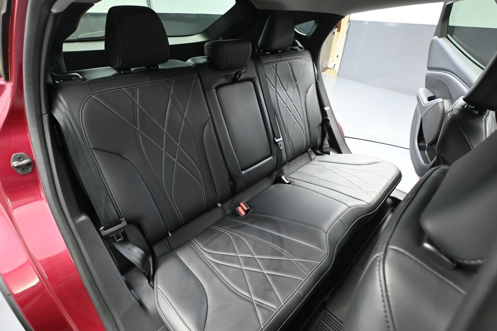 Used 2025 Ford Mustang Mach-E Select w/ Interior Protection Package AWD/4WD image 32