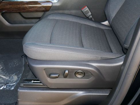 New 2026 GMC Sierra 3500 SLE image 10